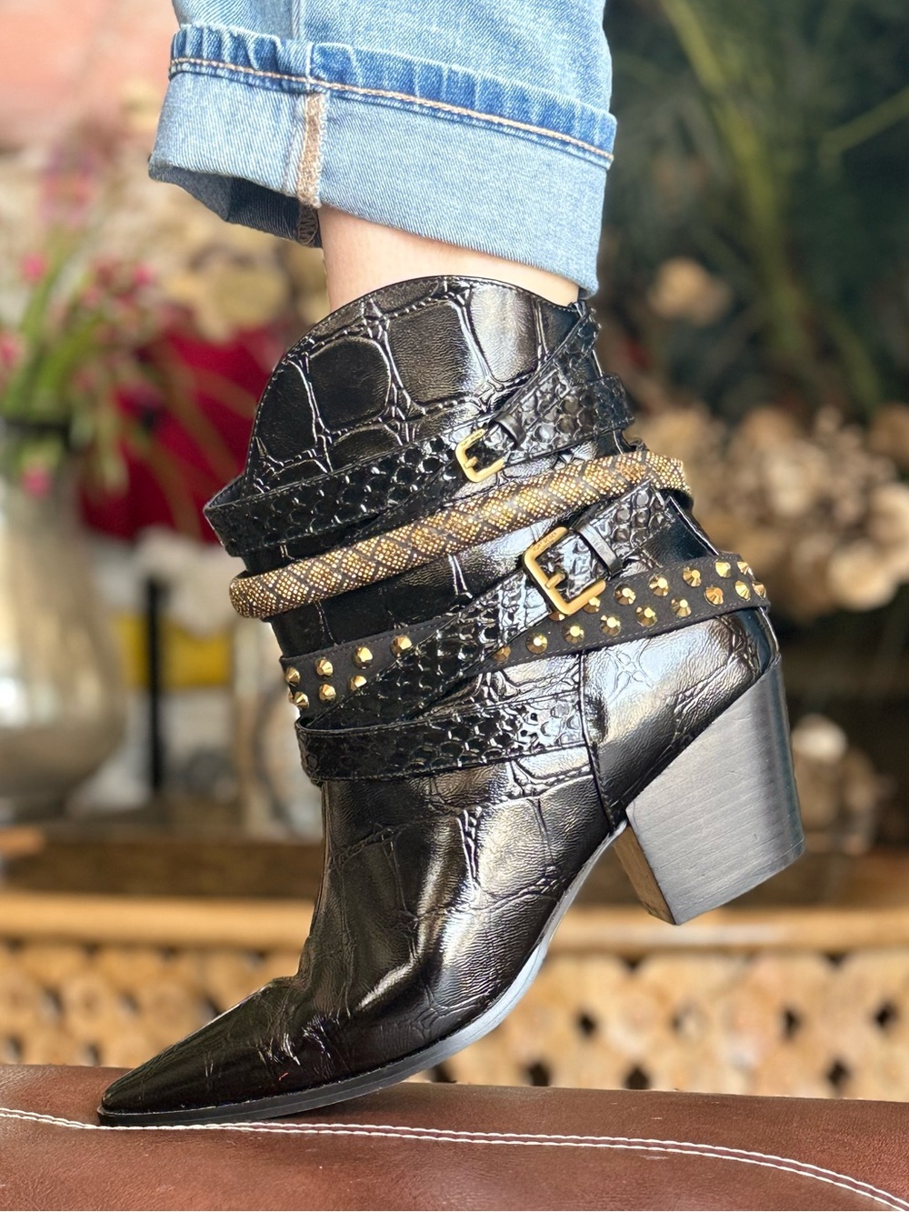 KURT GEIGER BLACK Croc-Embossed Pointed Ankle Booties gold accents western shoes - Picture 11 of 14
